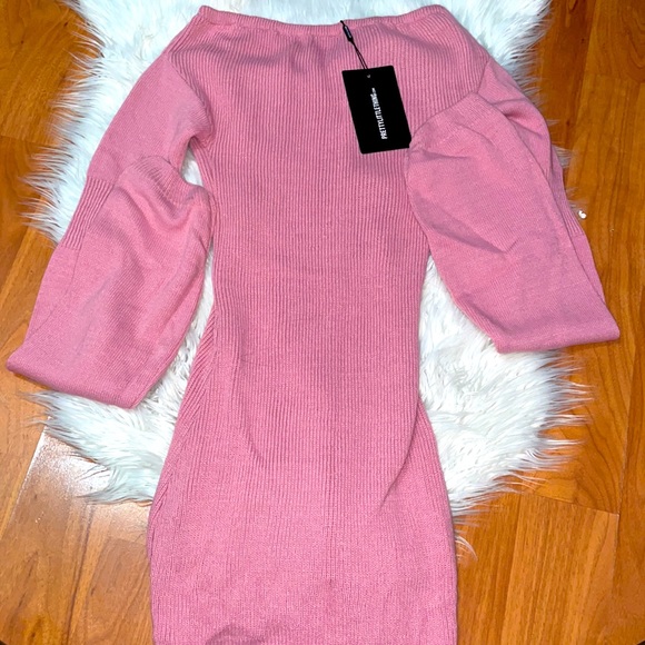 PrettyLittleThing Pink Ruched Mini Dress - Picture 3 of 4